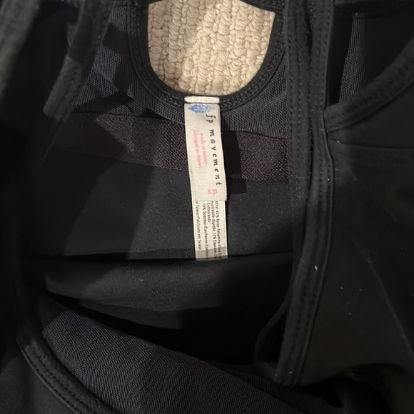 Free people movement top - Picture 2 of 3